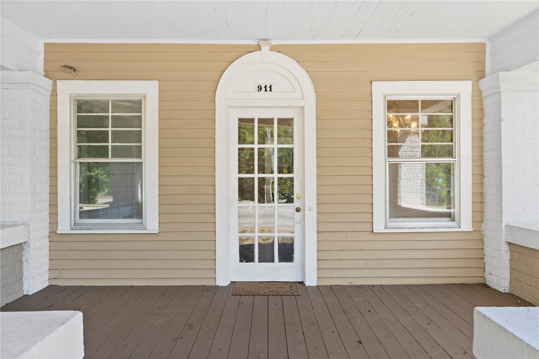 911 East River Street Anderson, SC 29624 - Photo 2 of 26 Gallery Image 2