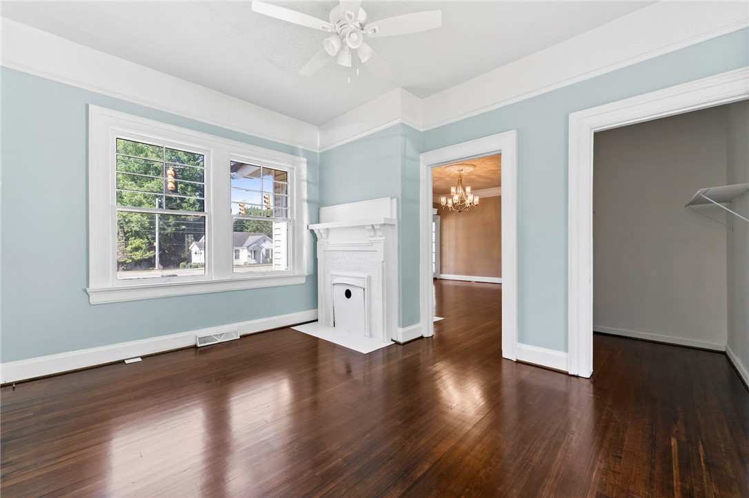 911 East River Street Anderson, SC 29624 - Photo 6 of 26 Gallery Image 6