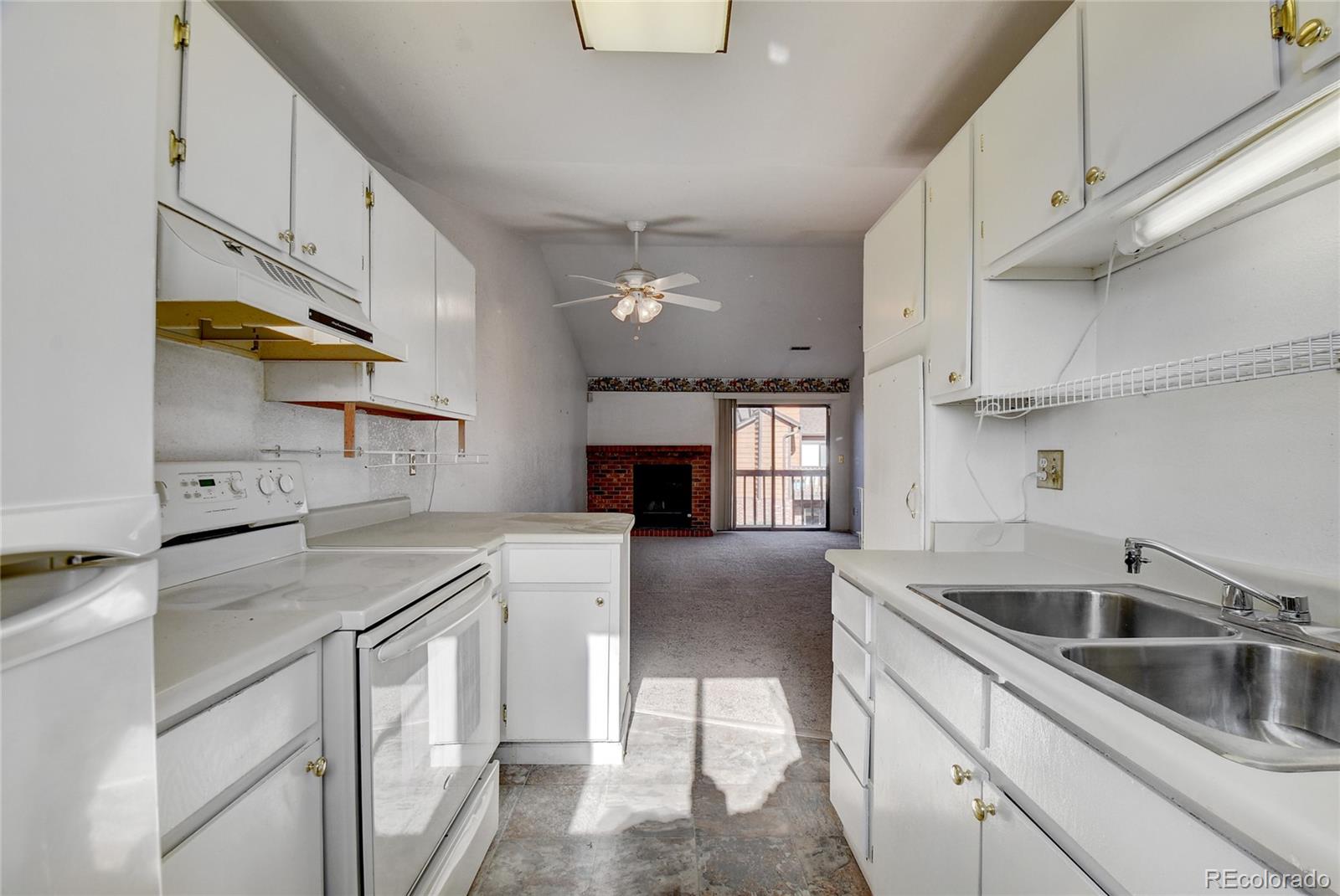 2237 South Buckley Road, Unit 202 Aurora, CO 80013 - Photo 6 of 17 Gallery Image 6