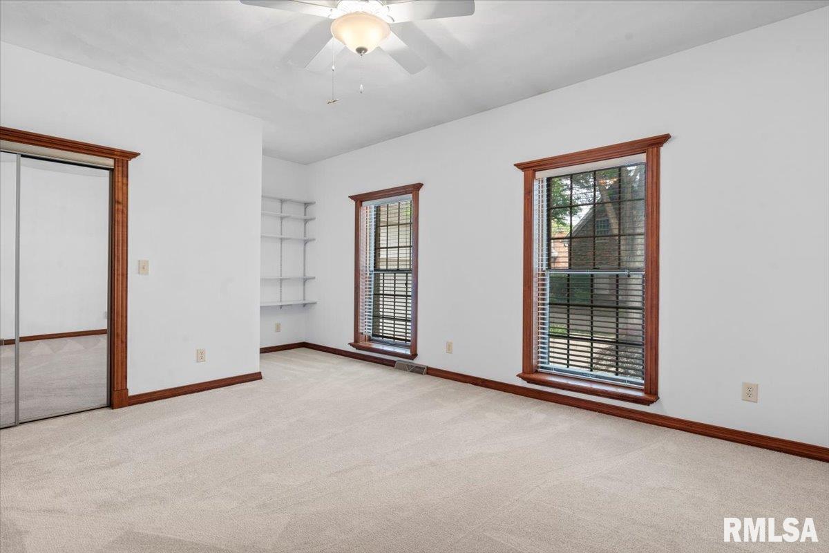 105 Timberridge Drive Springfield, IL 62702 - Photo 21 of 38 Gallery Image 21
