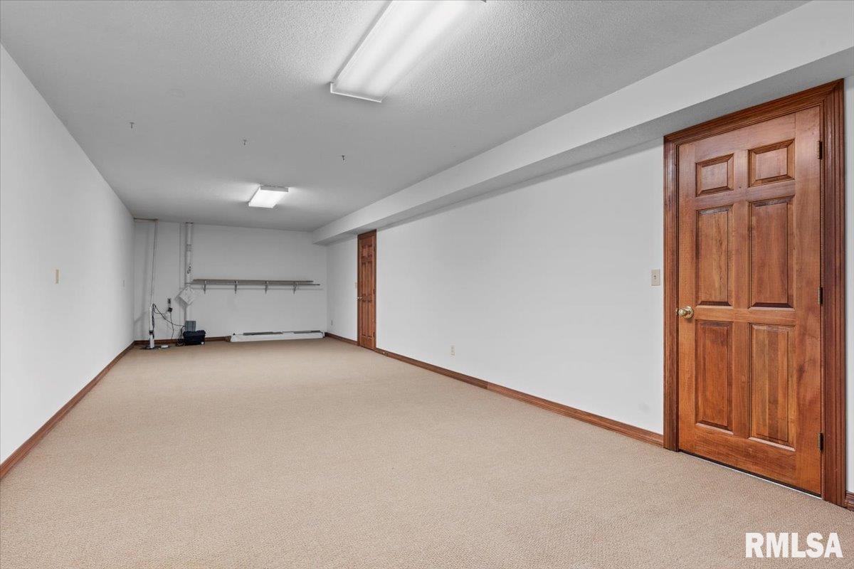 105 Timberridge Drive Springfield, IL 62702 - Photo 30 of 38 Gallery Image 30