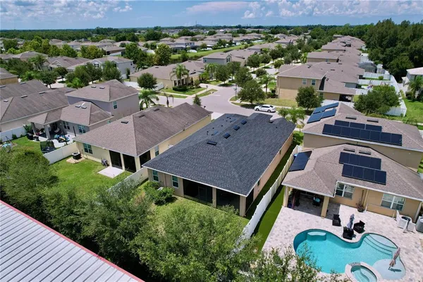 a view of room with washer and dryer