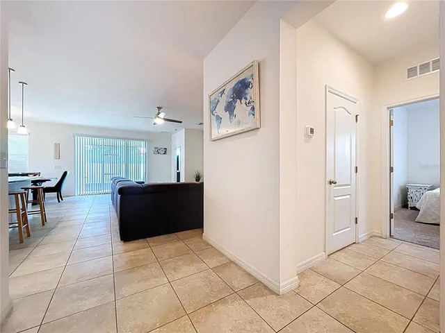 $375,000 | 11428 Warren Oaks Place, Riverview, FL 33578