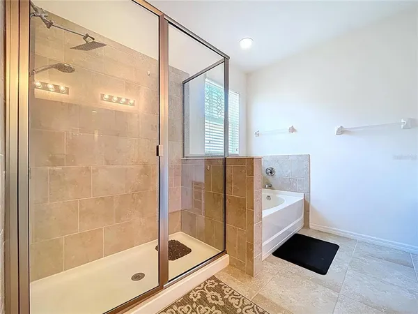 $375,000 | 11428 Warren Oaks Place, Riverview, FL 33578