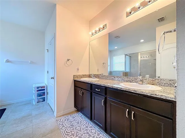 $375,000 | 11428 Warren Oaks Place, Riverview, FL 33578