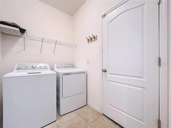 $375,000 | 11428 Warren Oaks Place, Riverview, FL 33578