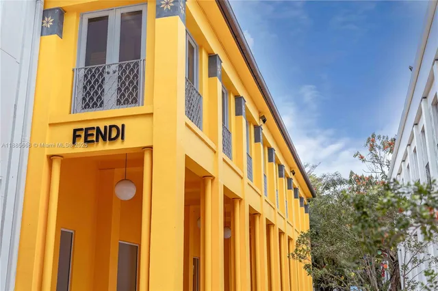 a picture of a bathroom