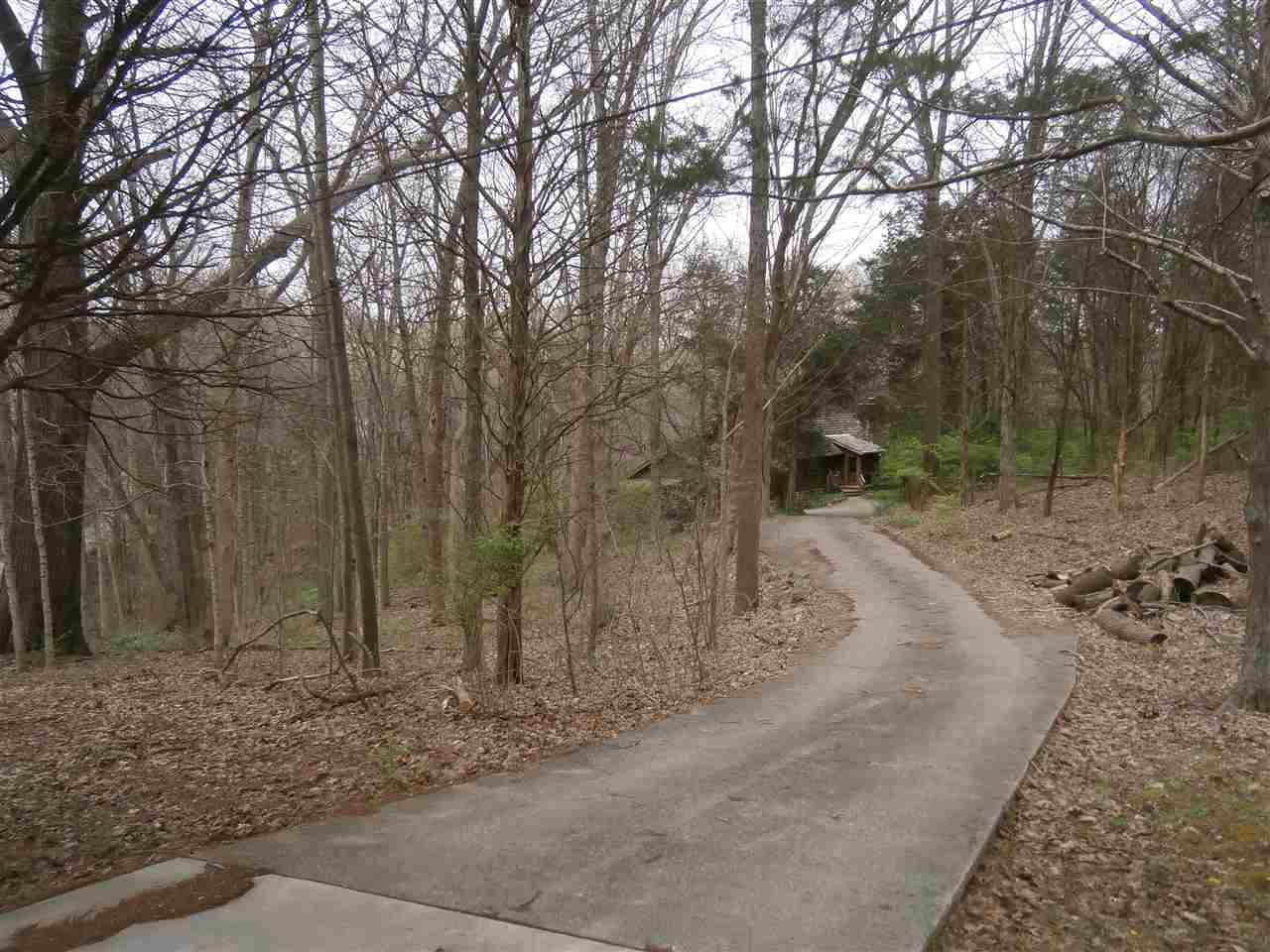 8101 Zikes Road South Bloomington, IN 47401 - Photo 2 of 25 Gallery Image 2