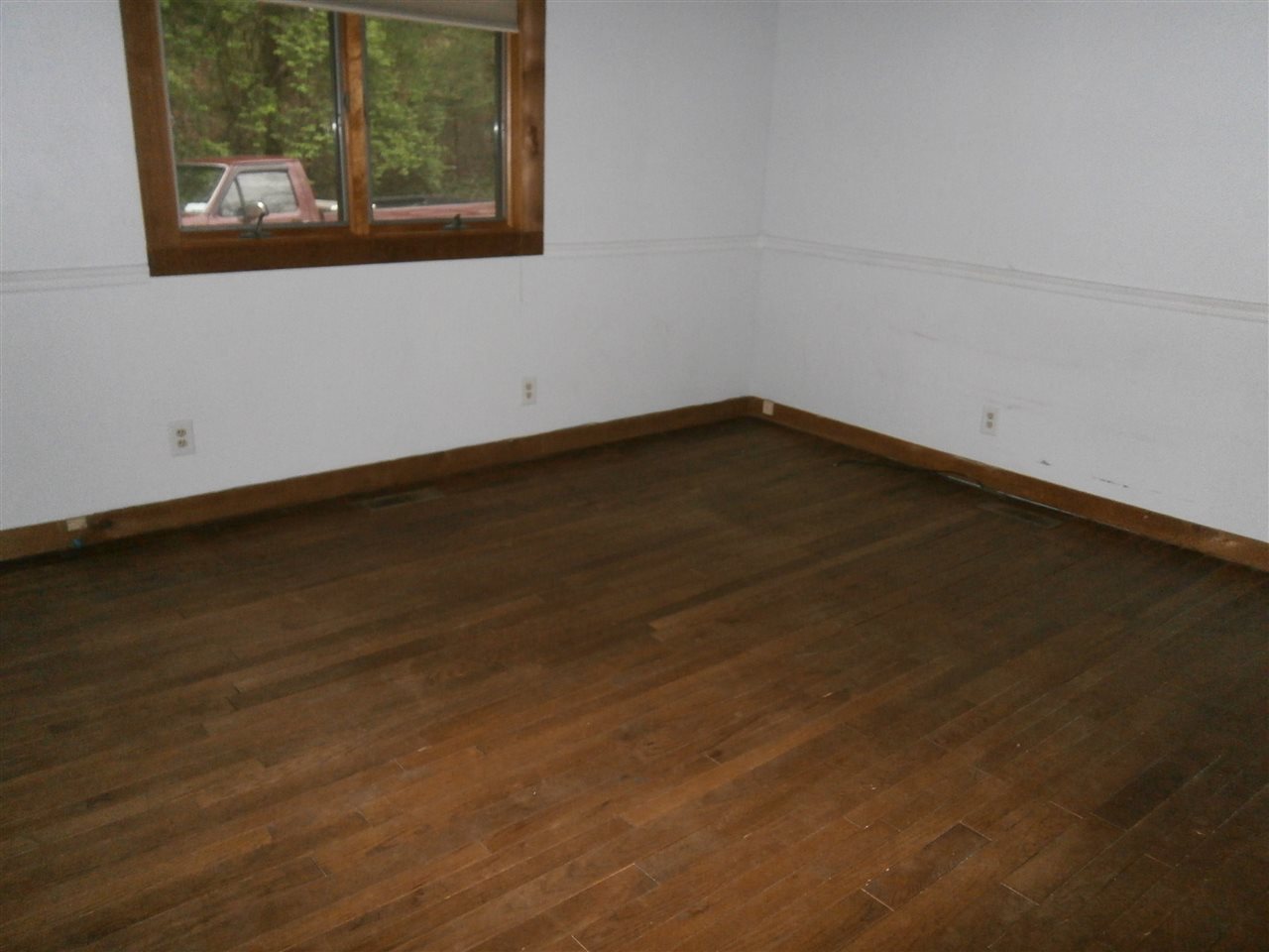 8101 Zikes Road South Bloomington, IN 47401 - Photo 15 of 25 Gallery Image 15