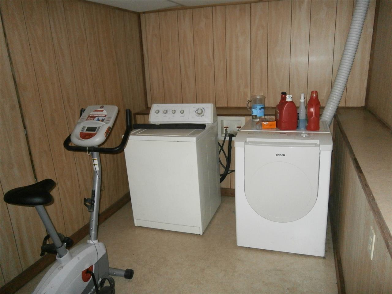 8101 Zikes Road South Bloomington, IN 47401 - Photo 22 of 25 Gallery Image 22