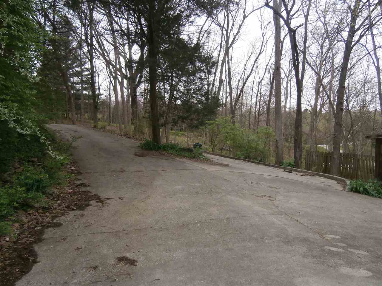 8101 Zikes Road South Bloomington, IN 47401 - Photo 4 of 25 Gallery Image 4