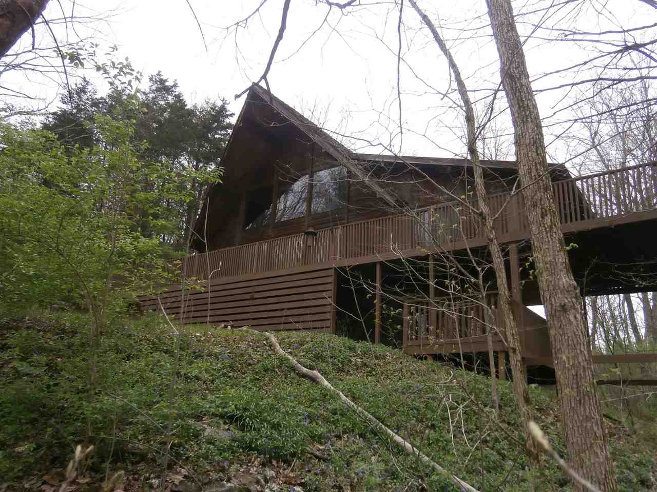 8101 Zikes Road South Bloomington, IN 47401 - Photo 5 of 25 Gallery Image 5