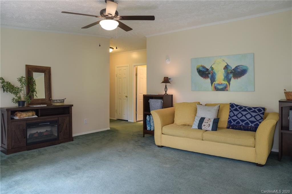 422 Hughey Road Alexander, NC 28701 - Photo 3 of 48 Gallery Image 3