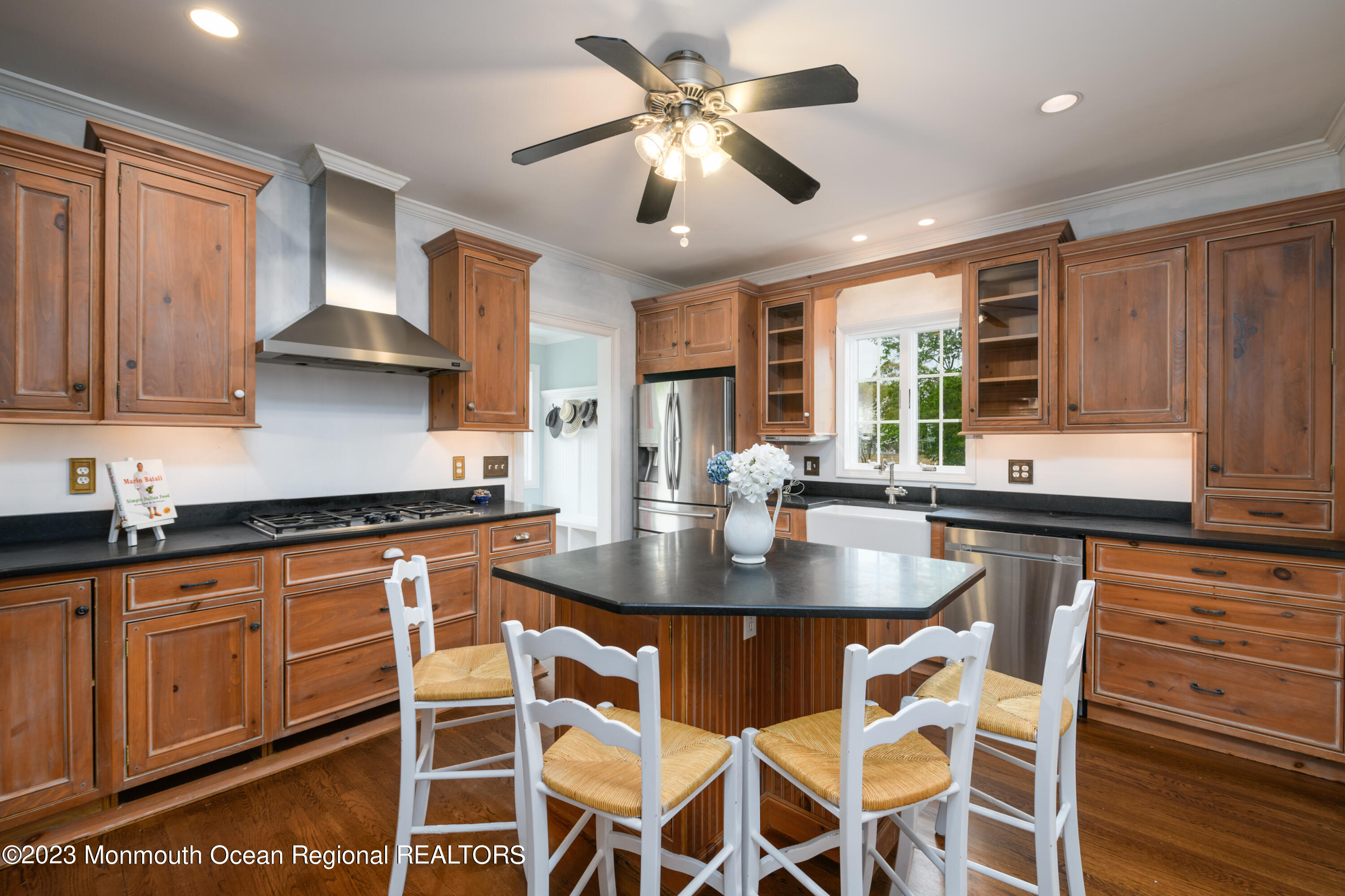 420 River Road Fair Haven, NJ 07704 - Photo 12 of 24 BAP_8483-Edit