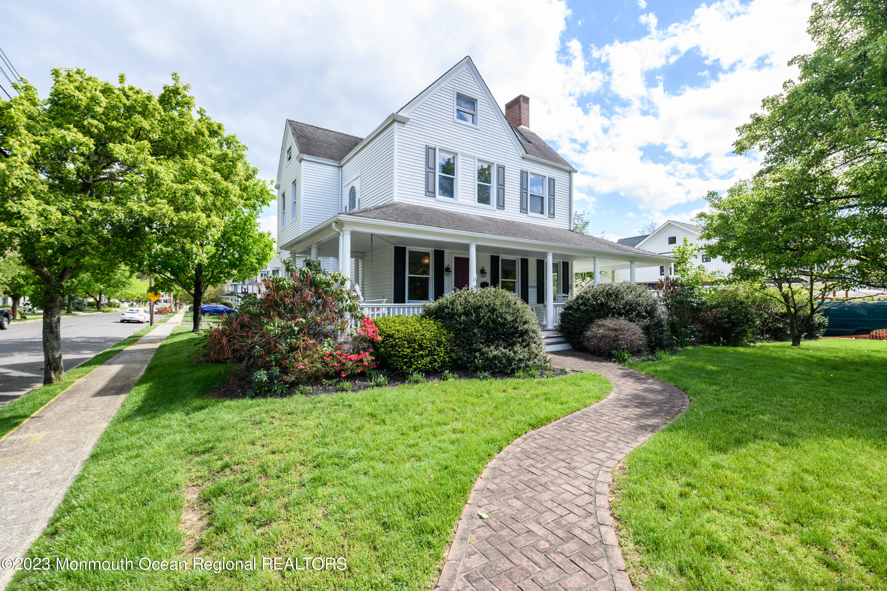 420 River Road Fair Haven, NJ 07704 - Photo 2 of 24 BAP_8525