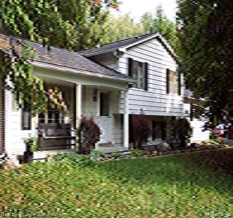 1200 Noble Road Leonard, MI 48367 - Photo 1 of 1 5 Acres 1500 Sq Ft Quad-Level