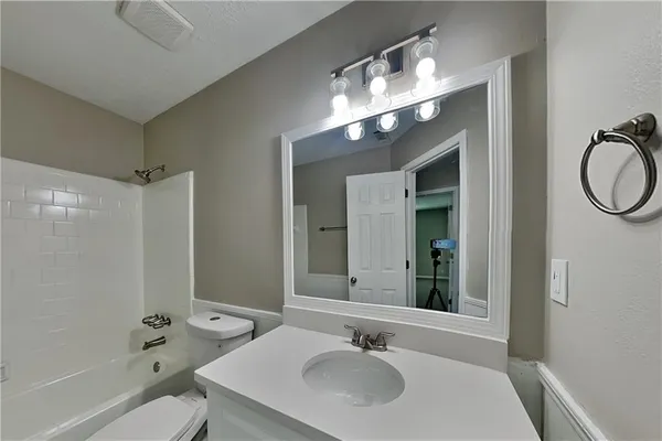 $2,300 | 1021 Orchard Mill Lane, Lawrenceville, GA 30043