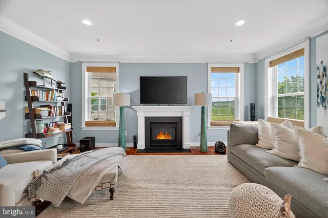 $1,398,000 | 5806 Toboggan Circle, Rockville, MD 20855