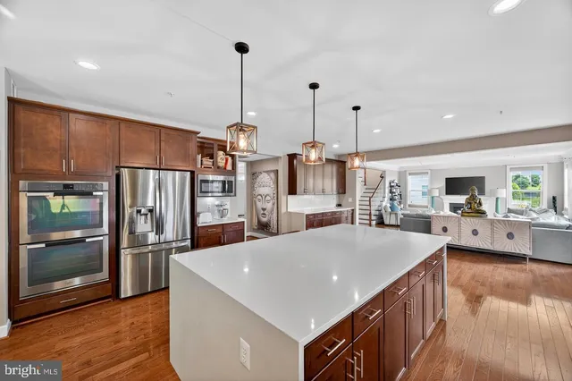 $1,398,000 | 5806 Toboggan Circle, Rockville, MD 20855