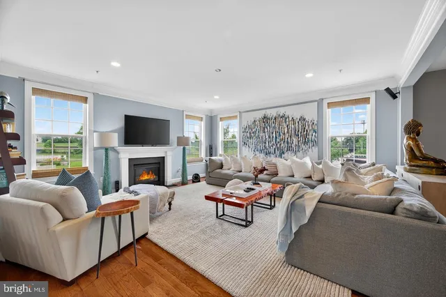 $1,398,000 | 5806 Toboggan Circle, Rockville, MD 20855