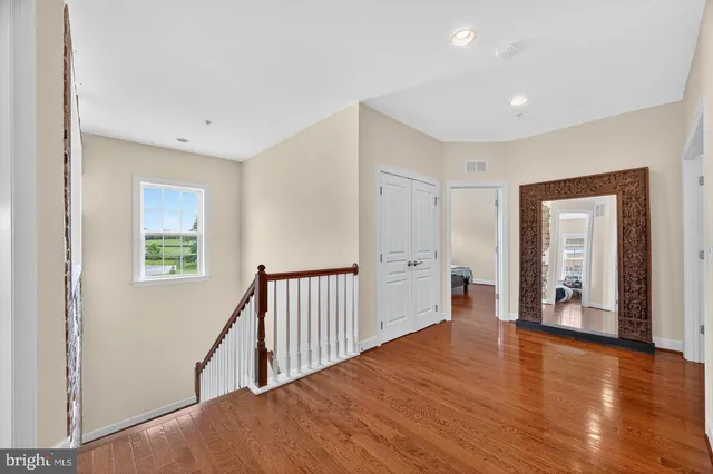 $1,398,000 | 5806 Toboggan Circle, Rockville, MD 20855
