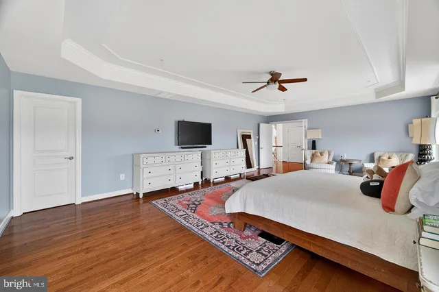 $1,398,000 | 5806 Toboggan Circle, Rockville, MD 20855