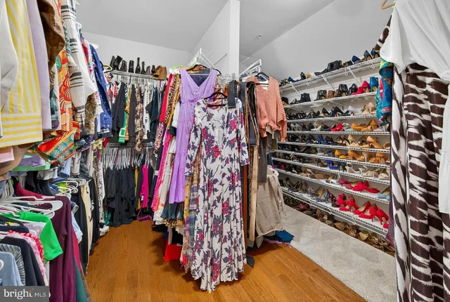 $1,398,000 | 5806 Toboggan Circle, Rockville, MD 20855