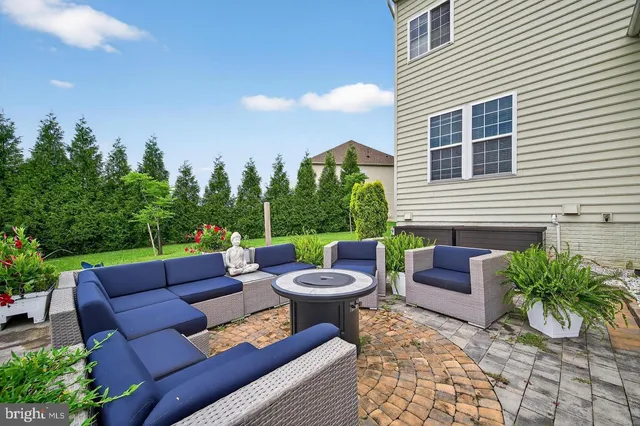 $1,398,000 | 5806 Toboggan Circle, Rockville, MD 20855