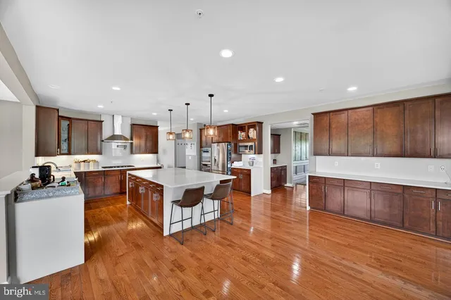 $1,398,000 | 5806 Toboggan Circle, Rockville, MD 20855