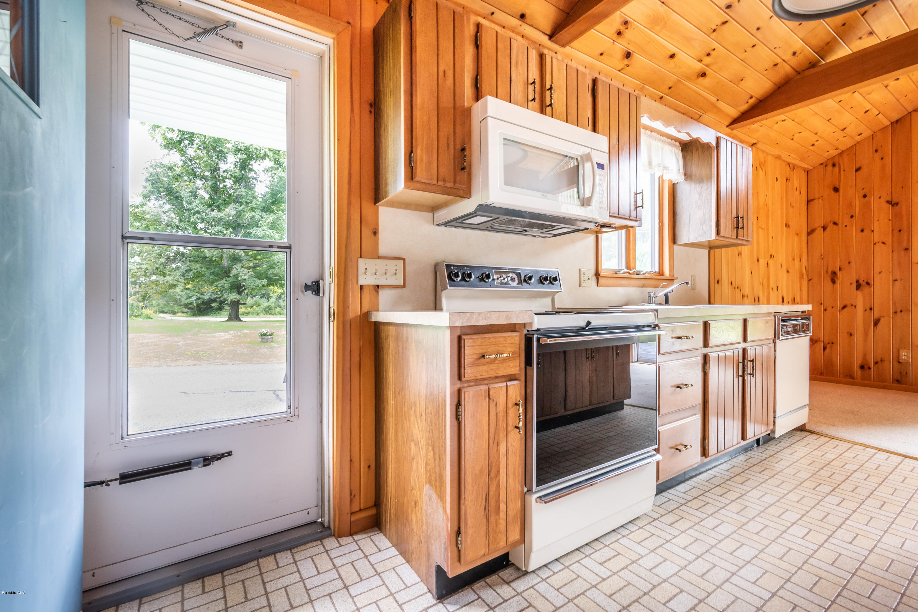 10 Smith Road West Stockbridge, MA 01266 - Photo 7 of 22 Print - 10 Smith Rd West Stockbridge MA