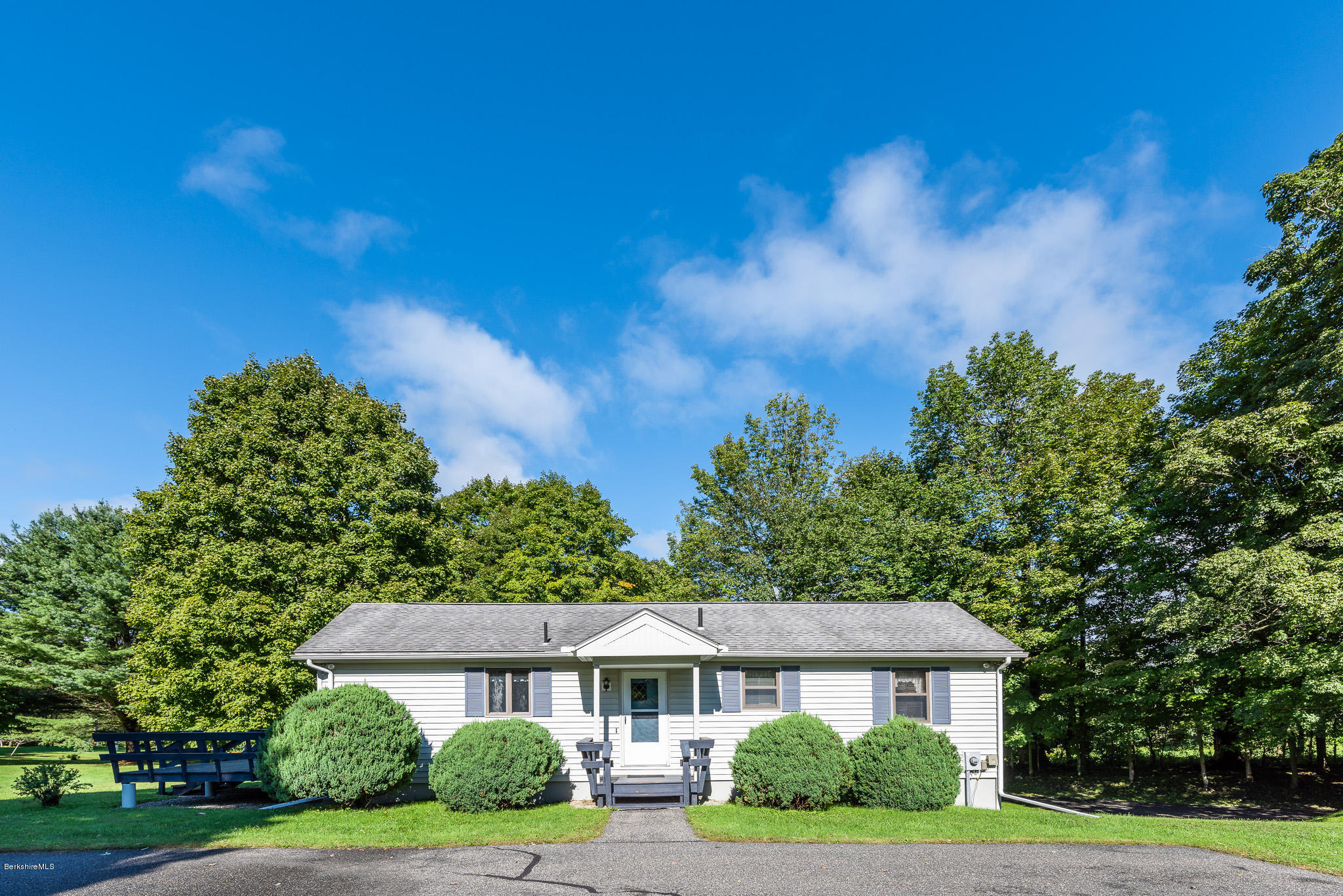 10 Smith Road West Stockbridge, MA 01266 - Photo 10 of 22 Screen - 10 Smith Rd West Stockbridge MA