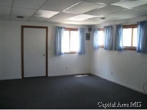 21 Midland Court Springfield, IL 62702 - Photo 3 of 7