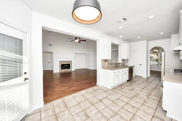 $3,175 | 3014 Northshire Court, Katy, TX 77494