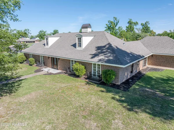 $538,900 | 3100 Surrey Lane, Lake Charles, LA 70605
