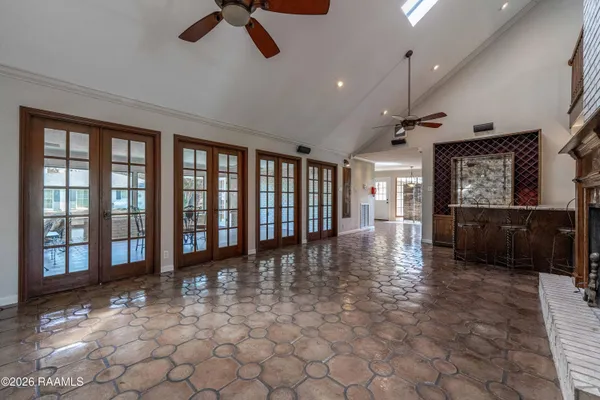 $538,900 | 3100 Surrey Lane, Lake Charles, LA 70605
