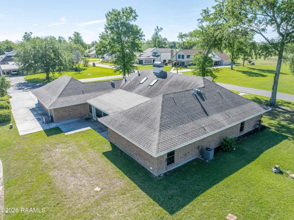 $538,900 | 3100 Surrey Lane, Lake Charles, LA 70605