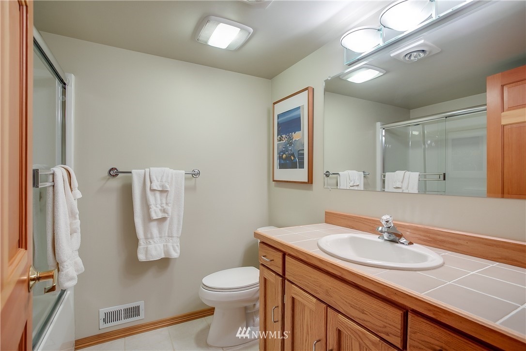 806 North 30th Street Renton, WA 98056 - Photo 13 of 25