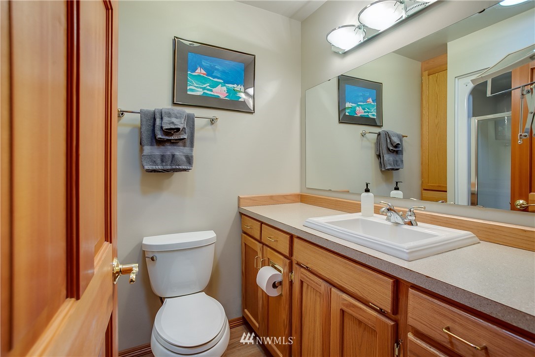 806 North 30th Street Renton, WA 98056 - Photo 9 of 25