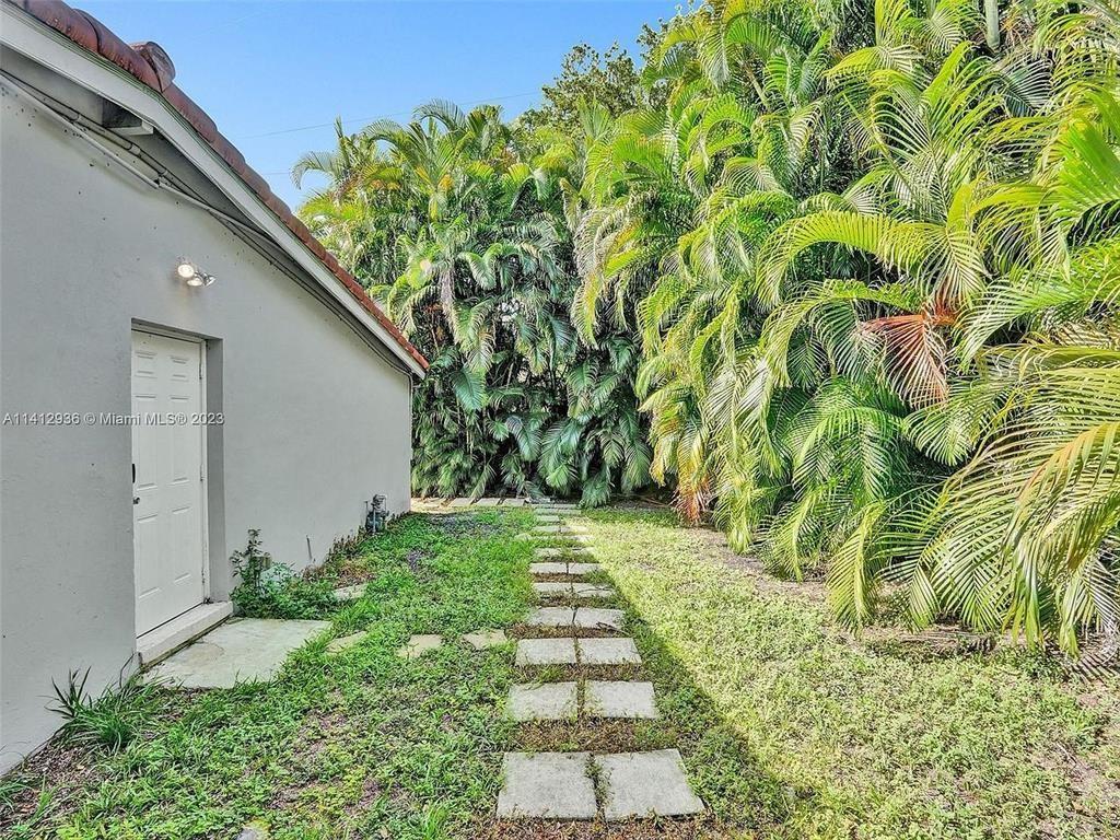 2500 Northeast 19th Street Pompano Beach, FL 33062 - Photo 38 of 39