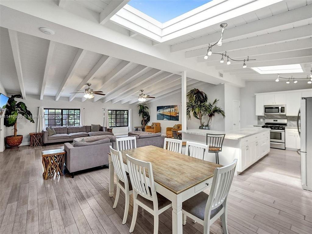 2500 Northeast 19th Street Pompano Beach, FL 33062 - Photo 4 of 39