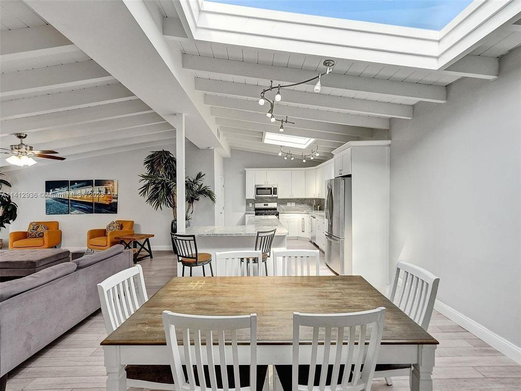 2500 Northeast 19th Street Pompano Beach, FL 33062 - Photo 6 of 39