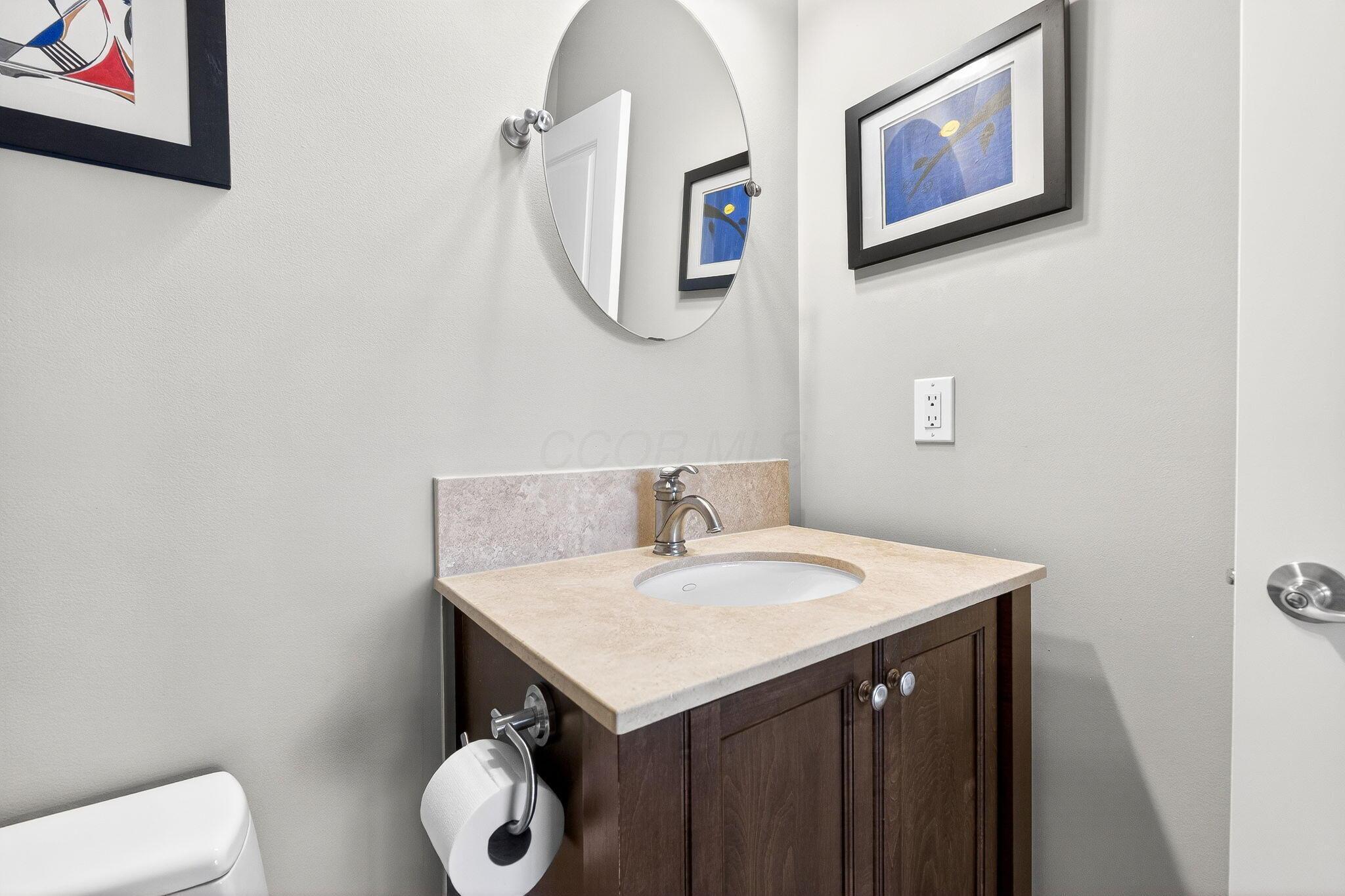 1544 Roxbury Road, Unit 1544 Columbus, OH 43212 - Photo 65 of 92 1544 Roxbury Rd (Interior)-61