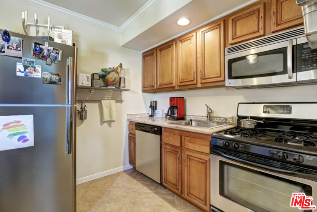 9595 West Olympic Boulevard Beverly Hills, CA 90212 - Photo 8 of 11