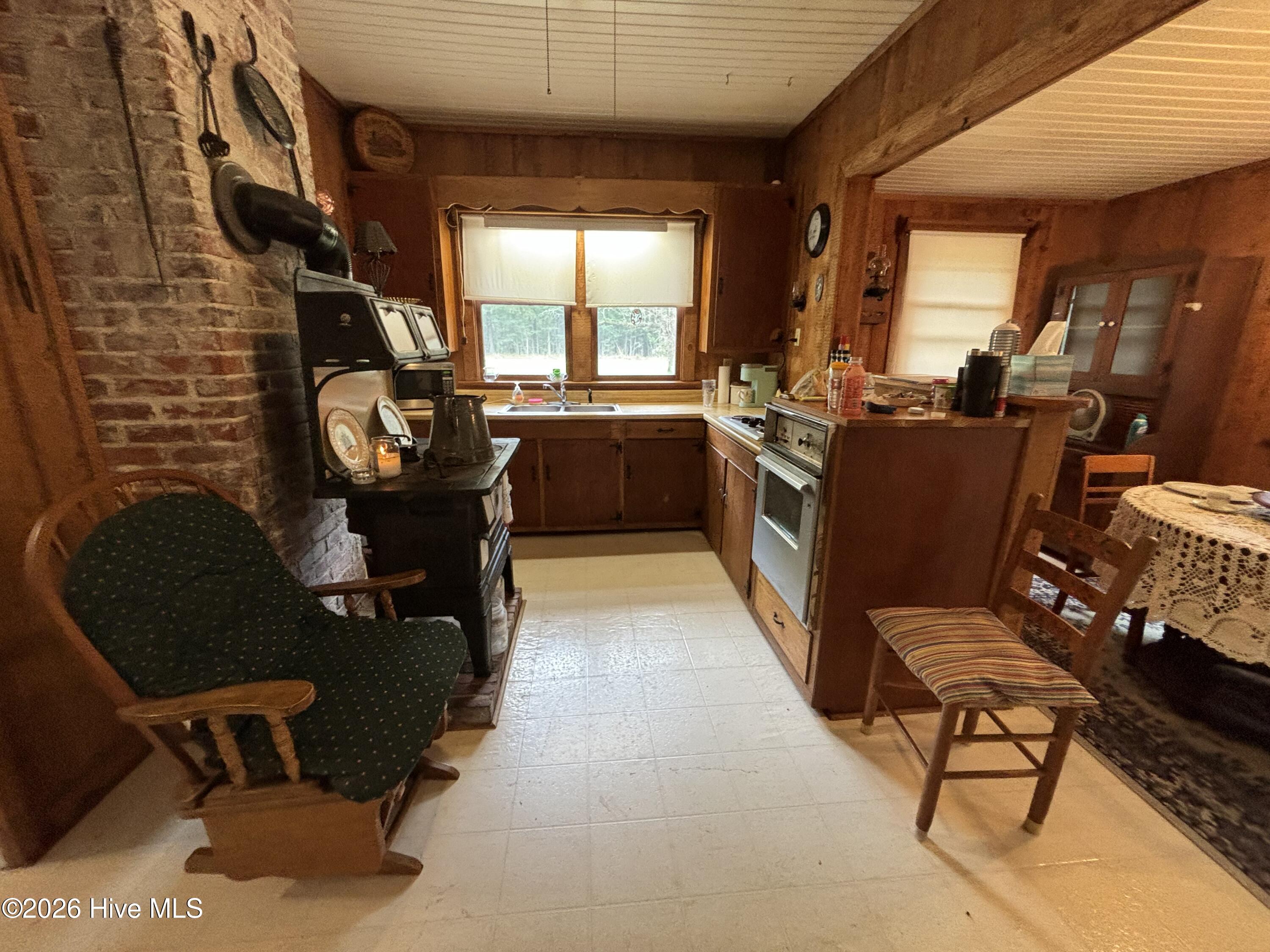 3260 Herrings Chapel Road Burgaw, NC 28425 - Photo 6 of 24