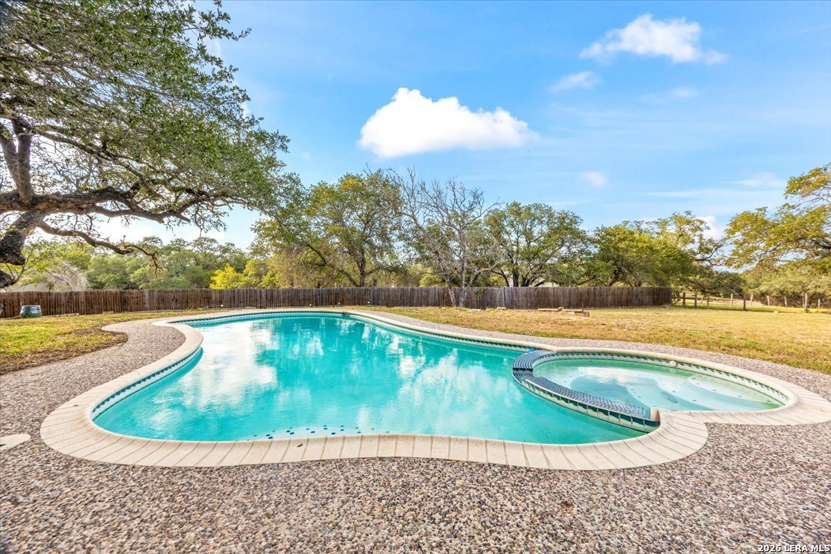 797 Killarney Road Floresville, TX 78114 - Photo 43 of 66 Gallery Image 43