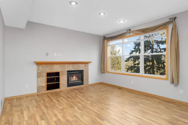 $3,500 | 17440 49th Avenue North, Plymouth, MN 55446