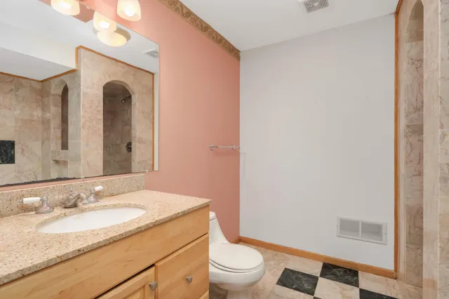 $3,500 | 17440 49th Avenue North, Plymouth, MN 55446