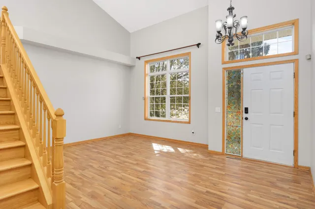 $3,500 | 17440 49th Avenue North, Plymouth, MN 55446