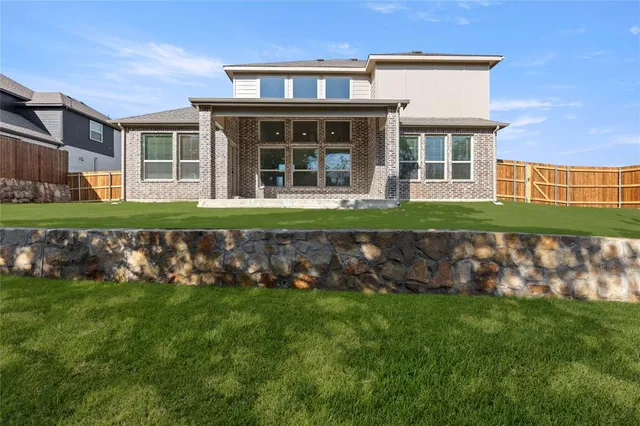 $626,475 | 516 Big Lake, DeSoto, TX 75115