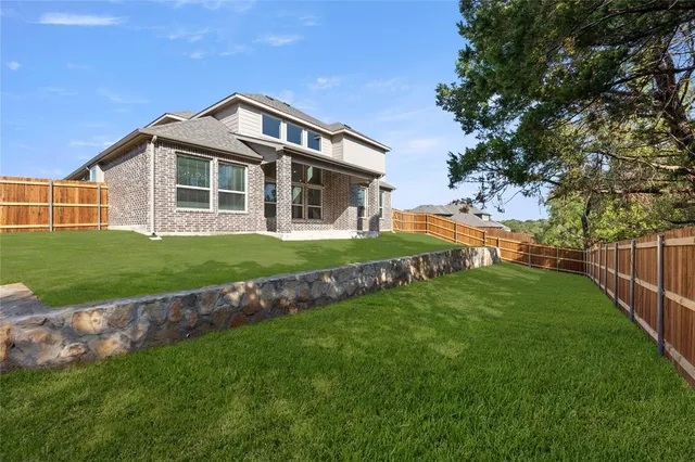 $626,475 | 516 Big Lake, DeSoto, TX 75115